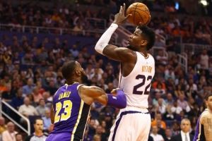 大将军：艾顿来湖人后没收到詹姆斯的短信 这暗示后者可能要离开