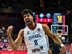 阿夫迪亚：欧锦赛经历很多高压时刻 新赛季目标帮助大家达到最佳