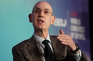 俩大佬都没去!萧华和副总裁塔图姆均未出席今日国会会议!